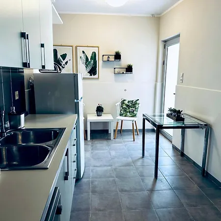 Lifeguard Beachfront Luxury Flat, 30meters From Sea Apartment Stalos