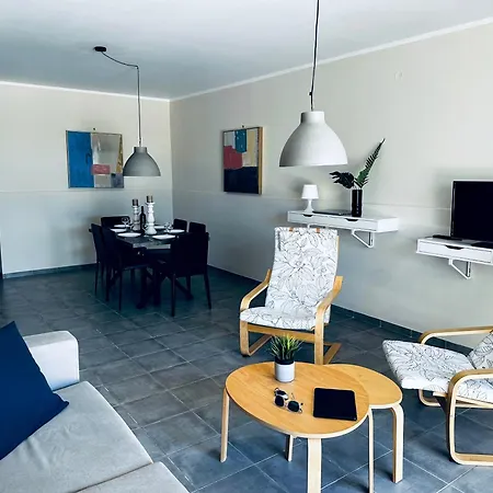 Lifeguard Beachfront Luxury Flat, 30meters From Sea Apartment