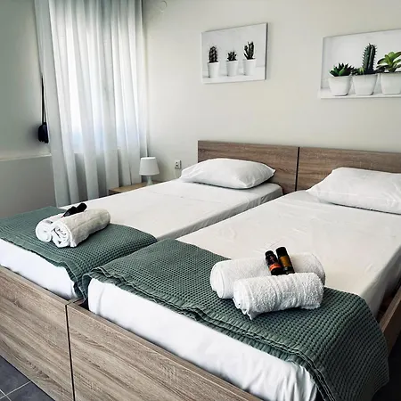 Apartment Lifeguard Beachfront Luxury Flat, 30meters From Sea *