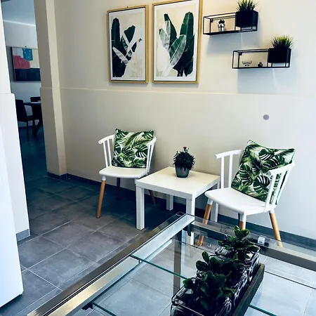 Lifeguard Beachfront Luxury Flat, 30meters From Sea Stalos