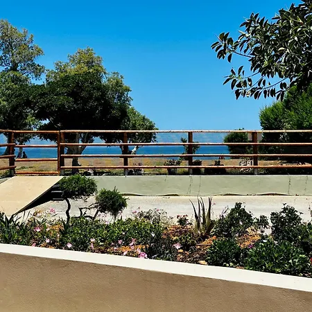 Apartment Lifeguard Beachfront Luxury Flat, 30meters From Sea