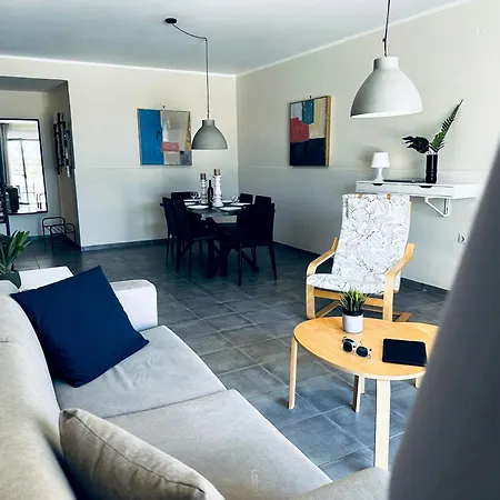 Lifeguard Beachfront Luxury Flat, 30meters From Sea